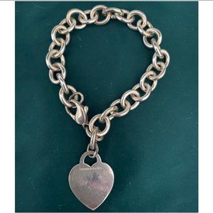 Tiffany & Co. Heritage Heart Tag Charm Bracelet